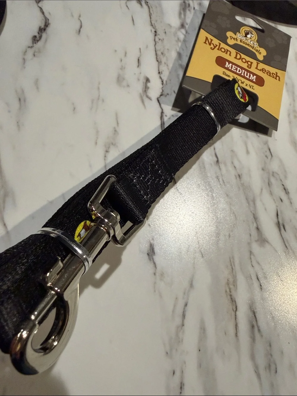 *New* Buc-ee’s Nylon dog Collar and matching Leash set Medium